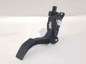 234.fd8y15 Accelerator Gas Throttle Pedal Oem 11 12 13 14 15 16 17 18 19 Ford E350