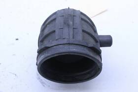 Audi -16205-077129627q 2002 A6 4.2 Air Hose Tube Boot Oem