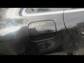 177.au1l11 Audi A4 2011 Fuel Filler Door 25065