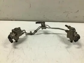 323.au1t07 Audi A8 2007 Left And Right Engine Fuel Pump Factory
