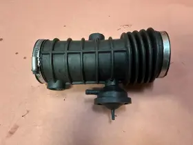13541707080 Bmw E28 535i M30 3.5l Intake Boot Air Flow Meter Throttle Housing Oem 168k Miles