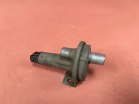 13631271681 Bmw E21 320i Bosch Additional Air Slide Valve Oem #83239
