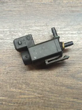 1742712 Bmw 1996-1999 E36 Oem Electric Solenoid Vacuum Switch Valve Assembly Factory