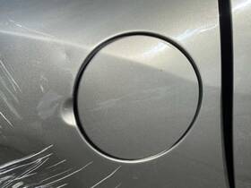 Bmw 177.bm1i05 Fuel Filler Door Gas Flap Lid 2003 04 05 06 07 08 Z4