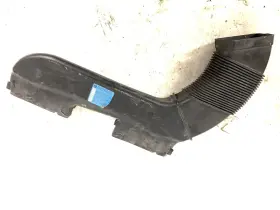 7556546 Bmw E90 E92 E93 335i 335xi N54 Air Intake Duct/scoop