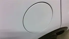177.gm4g17 Buick Encore 2017 Fuel Filler Door 309690gas Lid