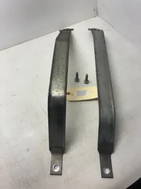 25642823 Buick 2006-2011 Lucerne Fuel Tank Strap