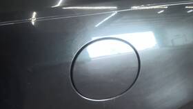 Cadillac 177.gm6m05 Gas Sts 2005 Fuel Filler Door 1930895