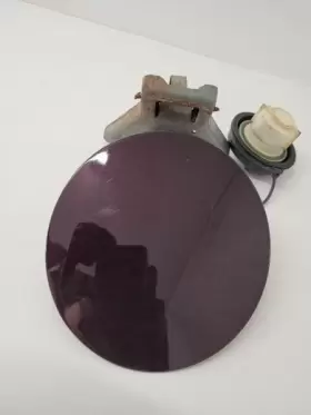 177.gm6q09 Cadillac 2009 09 Srx Fuel Filler Door Purple
