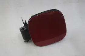 177.gm6x21 Cadillac 2020 2021 2022 2023 Xt5 Fuel Filler Door Infrared Tintcoat Gsk
