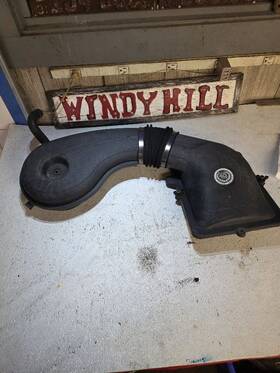 Cadillac 319.gm6w89 1989 Eldorado Upper Air Cleaner Lid