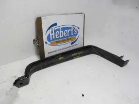 197.gm1u17 Chevrolet Fuel Tank Straps Pair Fit 17-20 Camaro 787340