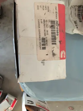 3024989 Cummins 3010864 Genuine Carrier Weight Assembly