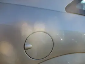 177.fd1f00 Ford Focus 2000 Fuel Filler Door 1620474