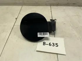 5440354 Ford 2015 Taurus Se Fuel Tank Door Tuxedo Black Metallic Oem