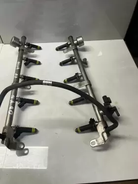 8c3z-9t287-a Ford Oem 2008 09 10 F250 6.8l Diesel Fuel Rail