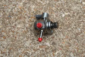 Aa5e-9d376-cb Ford 10-19 Flex Mkt Taurus Turbo Engine Mounted High Pressure Fuel Pump