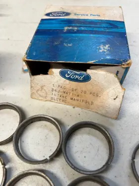 B6j-9471-a Ford Nos 1954-1955 6 Cylinder Manifold Sleeve Quantity 4