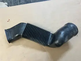 E3zz-9a624-a Ford - Mercury 1983-1986 Mustang Capri 2.3l Air Cleaner Intake Tube Without Turbo Oem