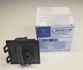 C292 Genuine Mercedes 000820770380 New Benz Fuel Door Actuator For W205 R231 C253