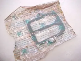 Ft60-62 Gm 3728235 Two Nos Plenum Base Gaskets 3768235 For Corvette Rochester Fuel Injection