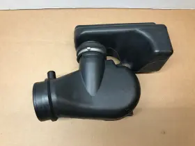 10240678 Gm 4.3 1500 2005 Chevrolet Silverado 4.3l Oem Air Cleaner Outlet Intake Resonator Bonnet