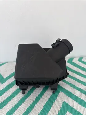 85746084 Gm 2025 Chevrolet Suburban 5.3l Air Filter Box With Airflow Sensor Oem 85746084 Gm 2025 Chevrolet Suburban 5.3l Air Filter Box With Airflow Sensor Oem