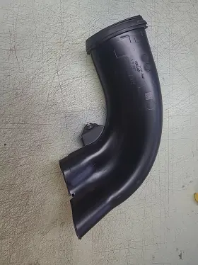84726808 Gm Oem 2022 Chevrolet Blazer Engin Air Intake Duct