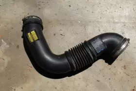 25354180 Gmc Truck Used 05 Silverado/sierra Diesel Lly Air Intake Tube Duct 2004