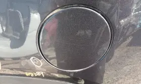 177.hy1417 Hyundai Santa Fe 2017 Fuel Filler Door 709985