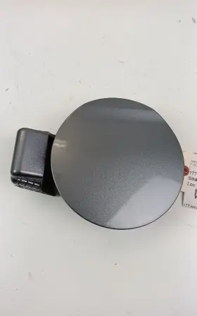 177.hy1s17 Hyundai Elantra 2017 Fuel Filler Door 536