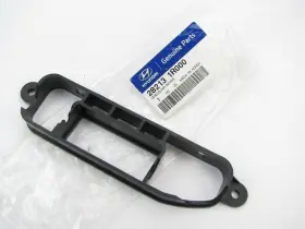 282131r000 Hyundai New Genuine Air Intake Tube Bezel Shield Oem For 2012-14 Accent