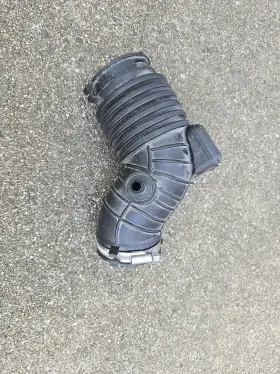 28140-f2400 Hyundai 338.hy1s17 2017 Elantra Air Intake Hose 2.0l Oem