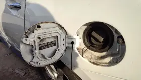 177.in1j14 Infiniti Qx60 2014 Fuel Filler Door 1170217