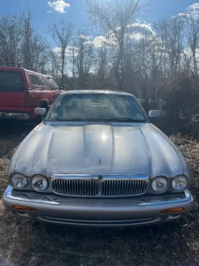 197-59322 Jaguar Fuel Tank Base Fits 01-03 Xj8 6362