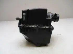 319-10068 Jaguar 2017-2020 F-pace Air Intake Cleaner Box Oem