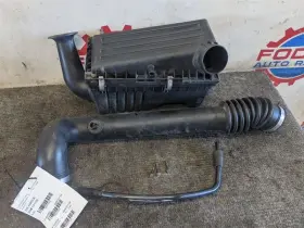 338.am8506 Jeep 2005-2006 Wrangler Air Cleaner Box 4.0l Assembly Oem With Intake Tube