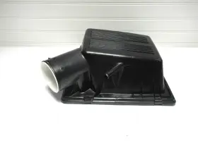 55007199 Jeep 53007199 Oem 1993 - 1995 Grand Cherokee Air Cleaner Box Top Half Only