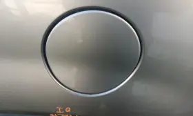 177.ki1214 Kia Sorento 2014 Fuel Filler Door 586868