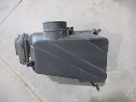 319-10084 Kia 18 19 20 21 Stinger 3.3l Lh Driver Side Air Intake Cleaner 113k Oem Lkq