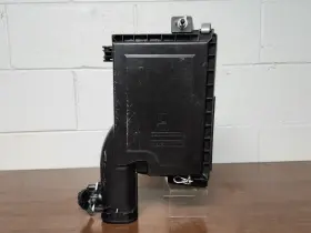 319-58222 Lexus 2007-2017 Ls460 4.6l Air Cleaner Assembly Oem