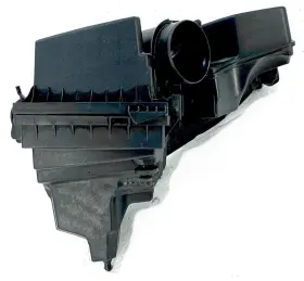06400 Lincoln -06400 2013-2016 Mkz Air Cleaner Assembly With Flow Meter 3.7l Oem