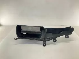 670104211 Maserati 14-18 Ghibli Air Guide With Filter Oem