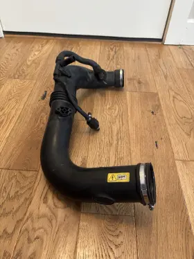 A271090 Mercedes-benz 271090 2012-2014 C250 Engine Air Intake Inlet Duct Hose Tube Pipe Oem