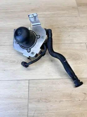 07k959253a Mit 2012-2017 Porsche Vw Touareg Pumpe Halter 3.0tfsi 7p0906287