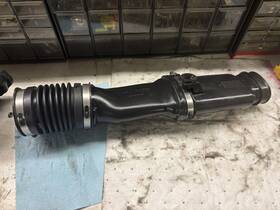 Mopar 68164051ab Oem 2014-2018 Ram 1500 3.0 Ecodiesel 3.0l Clean Air Duct