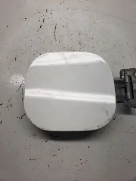 177.da1i16 Nissan Sentra 2016 Fuel Filler Door 1206620