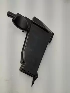 338.da1h07 Nissan 2007-2012 Versa Air Intake Resonator Oem