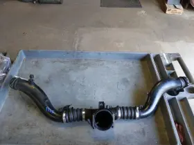319-67509l Porsche 2013-2018 Cayenne Turbo S 4.8l Center Intake Y Pipe