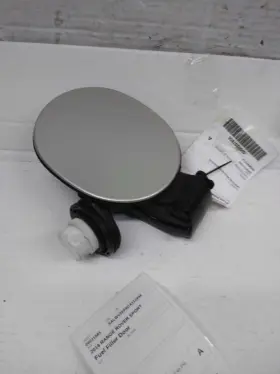 177.rv1316 Rover Spt 2016 Fuel Filler Door 553485